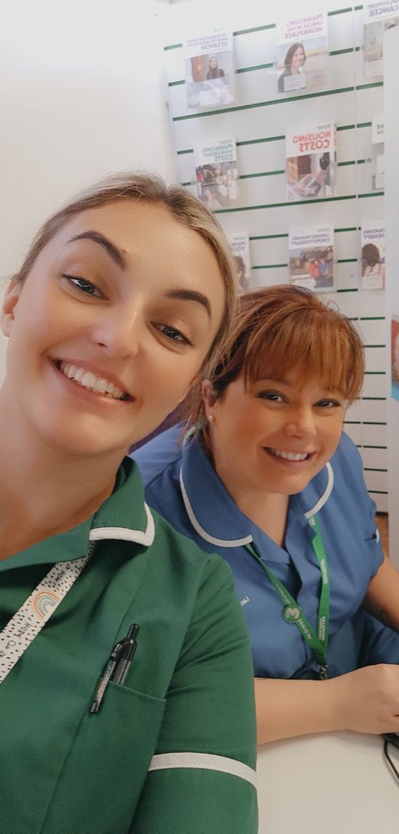 #LungCancerAwarenessMonth Feeling proud of Stef & Yasmin, new members of our team who have recognised the importance of raising lung cancer awareness and given their time to share their knowledge with others. Thanks for supporting @info_macmillan  @LancsHospitals @kelly_educator