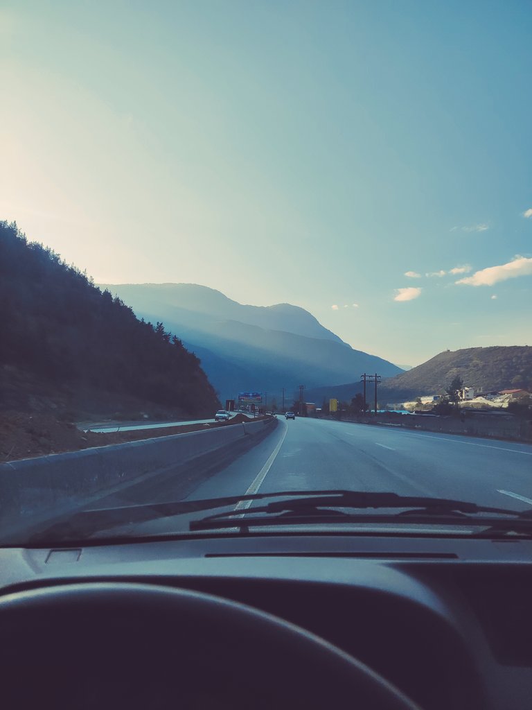 Gm gm 
Have a good day my friends 🖼️💙🌹