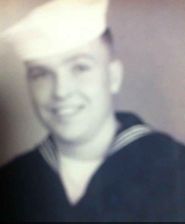 RickNel59029302's tweet photo. Thank you Veterans! Thank you brother Terry, sister in law Loretta, and brother Jerry on this fantastic Friday ✝️🇺🇸 https://t.co/dwCoWSyZgg