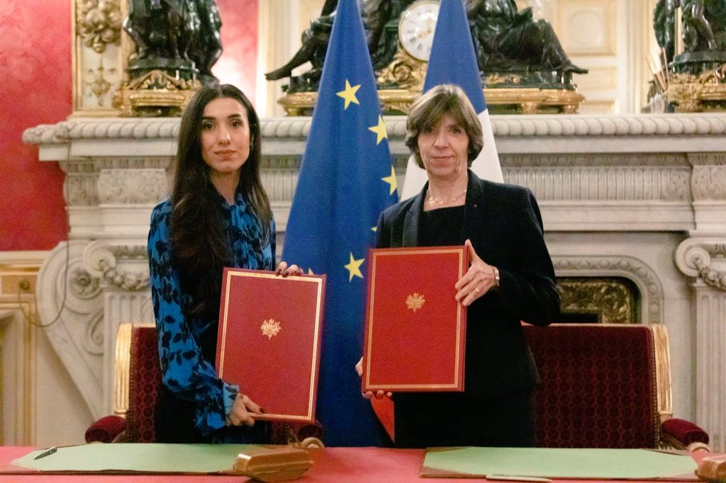 MinColonna's tweet photo. Avec @NadiaMuradBasee, Prix Nobel de la Paix 2018, nous avons lancé un projet financé à hauteur de  2M€ par la 🇫🇷 pour aider les hôpitaux et centres de santé 🇺🇦  à répondre aux besoins des #victimes de violences sexuelles commises lors de l'agression russe contre l' #Ukraine. https://t.co/UZdacvjdpz