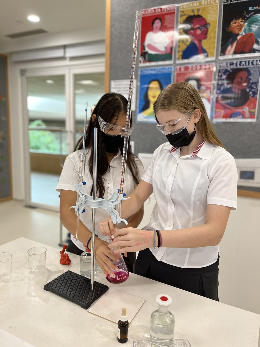 KellettScience's tweet photo. Year 10 Chemists getting to grips with tricky titrations! Finding the volume of acid required to neutralise their alkali #justkeepswirling #chemicalreactions #oohthecolours #science #practicalskills #neutralisation #experiements #mathsandscience #measuringateyelevel #chemistry https://t.co/bv2M2ShrMB