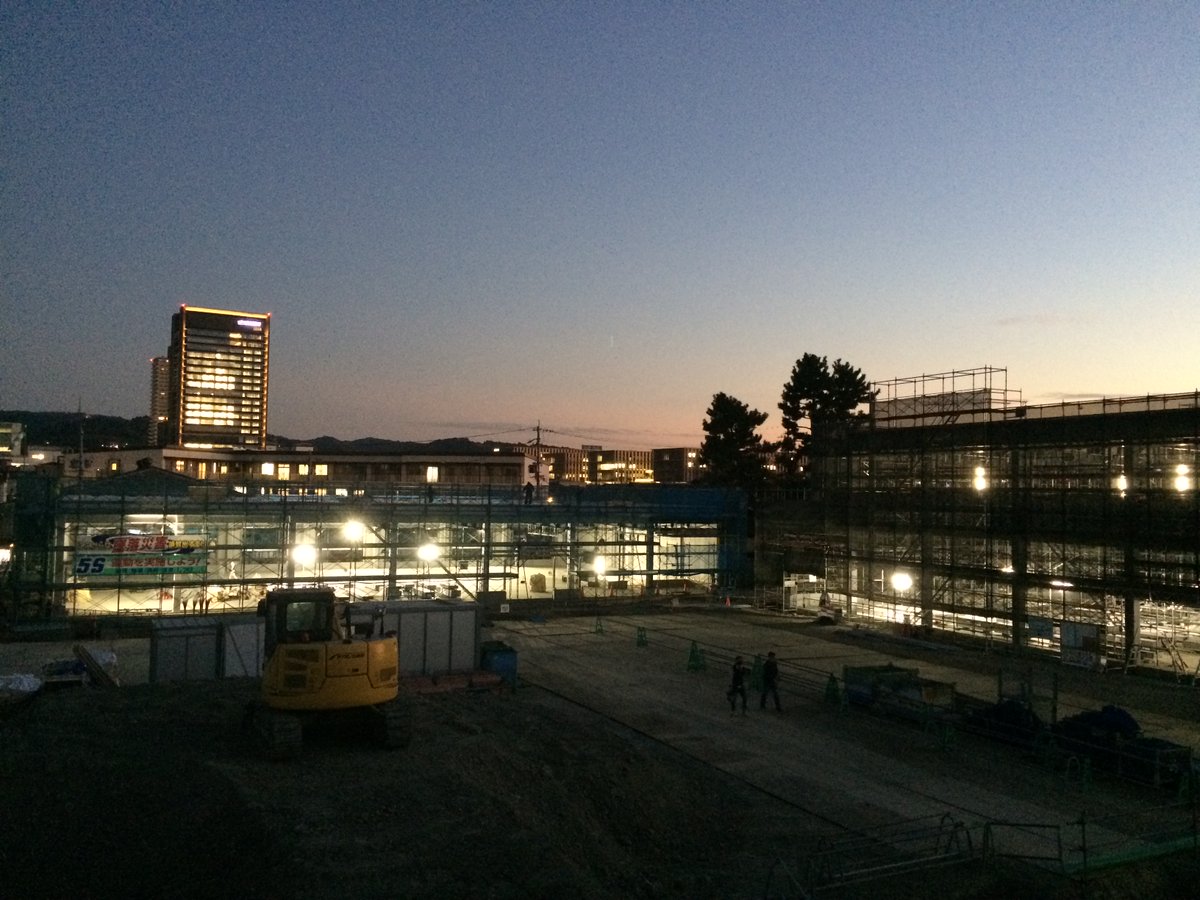 日が落ちるのが早くなり、寒さも増してきました。
お体に気を付け、有意義に週末をお過ごしください。

来週土曜は久しぶりのオープンキャンパスです。
機械・制御技術科は材料力学からＣＡＥ解析の体験授業を計画しております。

お気軽に

#静岡県立工科短期大学校
#ものづくり
#オープンキャンパス