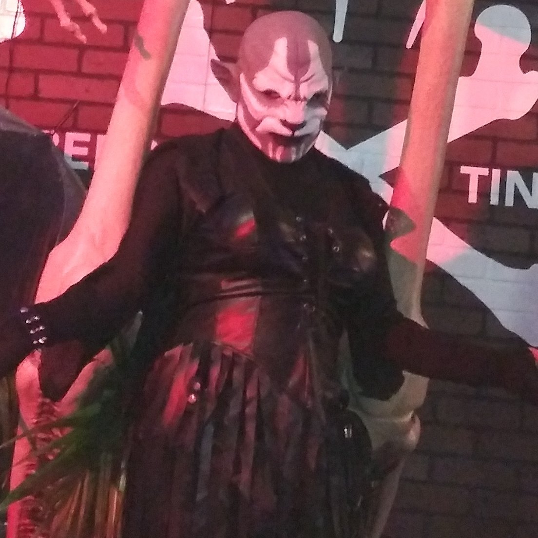 InquistGothmare's tweet photo. #NewProfilePic #AREYOUNOTENTERTAINED!? #Halloween2022 #LadyGothmare https://t.co/1NHTGcg8Vp