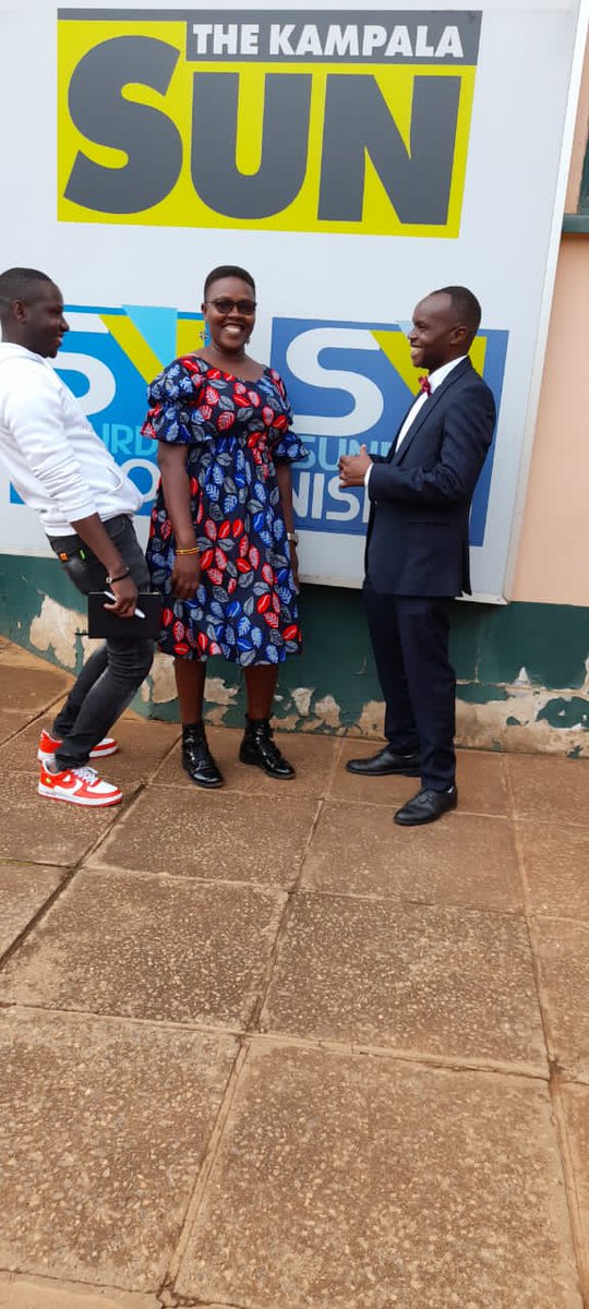 So how do we call this pose 😆 🤣 😂 
<a href="/ALBERTO14005828/">barto09</a> 

Excitement of hearing that the Don of Zombo is going to be the official MC of Alur Cultural Festival this Sunday 😆 🤣 😂