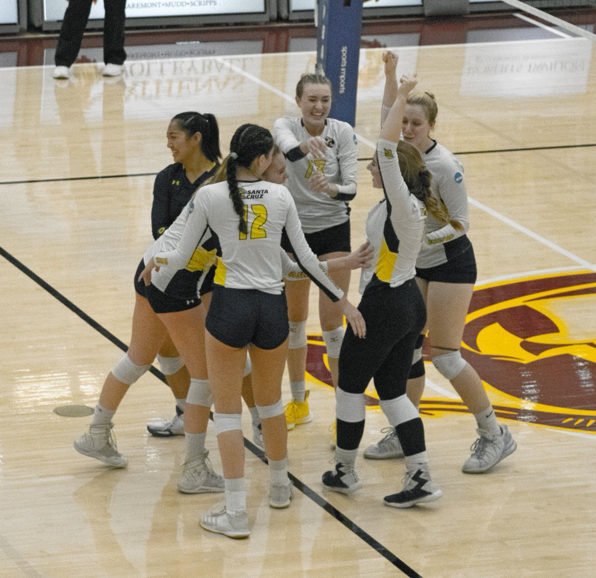 UCSCWVB's tweet photo. Was not our night on the court, but thrilled we could play together and that our fans and family got to see what Slug Volleyball is all about. Thanks for everyone who made this season truly special.
#goslugs https://t.co/pwkxpVOAsa
