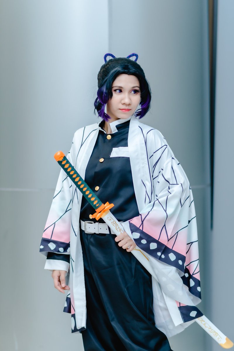 dyodyokyukyu12's tweet photo. #lateuploads #shinobukocho #kny #demonslayercosplay @ Cosplay Mania 2022 SMX Convention Center - MOA Day2 https://t.co/JyegdXMPCm