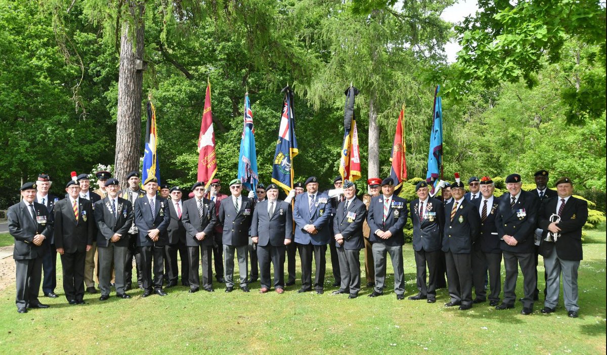 Chipcheckchops's tweet image. The @PoppyLegion were there for my grandad that passed away in April this year. He was 94. He had seven standard bearers at his funeral. He served in WWII @RBLI @GMB they were amazing 🥰 Sargent Ronald Charles William Swiffen #REME #remembranceday2022