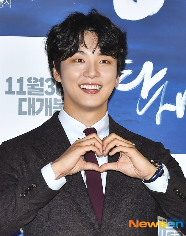 ArabYoonSiyoon's tweet photo. ١١ نوفمبر ٢٠٢٢ | 📸

يون شي يون من المؤتمر الصحفي لفيلم Birth اليوم ✨ https://t.co/OoBROZpdte