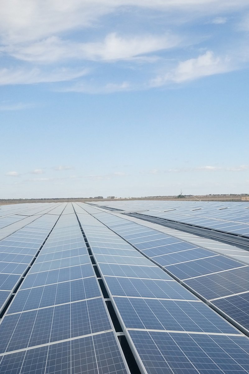 BeysolarH's tweet photo. Beysolar Positioning a solar battery
#solarpanels #Solarpunk #solarenergy #solareclipse #solarchain #SolarOrbiter #SolarSunShineSmileStory #solarlights #solarwaterpump #SolarStreetLights https://t.co/phukz0QhIU