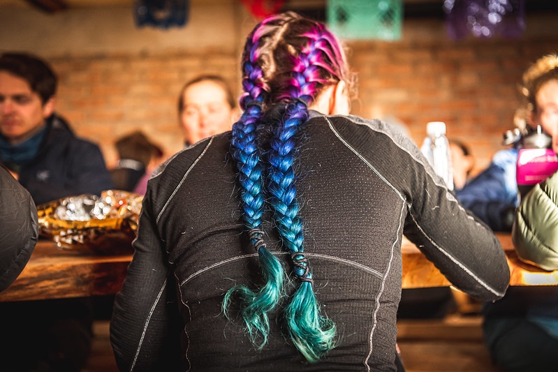 gauchoderby's tweet image. Carmen Jackson made sure we'd be able to spot her for help should she need get into a prickly situation.

Mermaid hair it tis.

#GauchoDerby

Photo by: @Sarahfarsnworthfieldsports