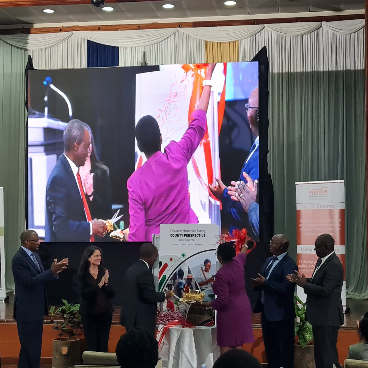 KNBStats's tweet photo. And Finally...
Ladies and gentlemen, the first FinAccess County Report is Launched!!
#FinancialinclusionConference #FinAccess @KNBStats @FSDKe @CBKKenya @ShujaazInc @KICC_kenya @RosemaryChepko6 https://t.co/QtLdZ97emA
