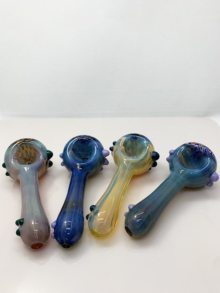 steamcrocodile1's tweet photo. Fantasy Stripe on the pipe head Spoon Pipes Glass Hand Pipe  bongs smoke pipes https://t.co/Rd1jUjRTC2