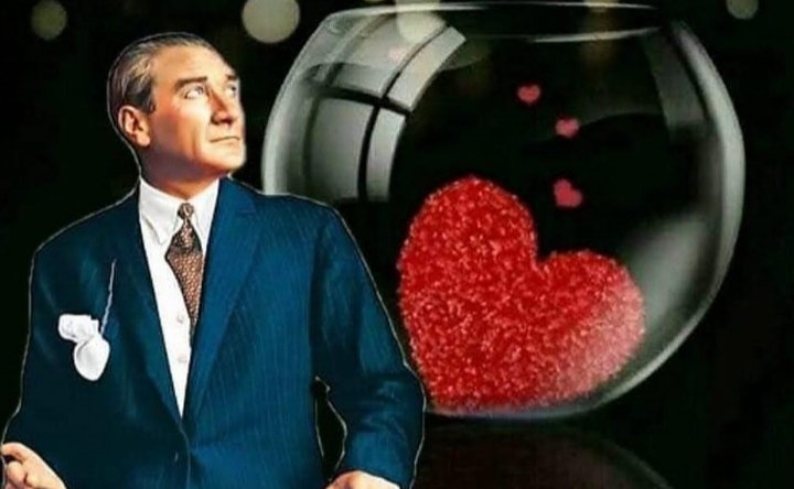 ATATÜRK'ÜN okuduğu bir kitapta,altını çizdiği söz;
"Şimdiye kadar lüzumundan fazla sevdim,bundan sonra sevilmek hakkım!"
Sözlerin altını çizmesi hepimize bir ders olmalı
gerçekten,
ATATÜRK
hep lüzumundan fazla sevmiş
VATAN HAİNLERİNİ görünce daha iyi anlıyor insan
#ATATÜRK
🇹🇷❤️🇹🇷
