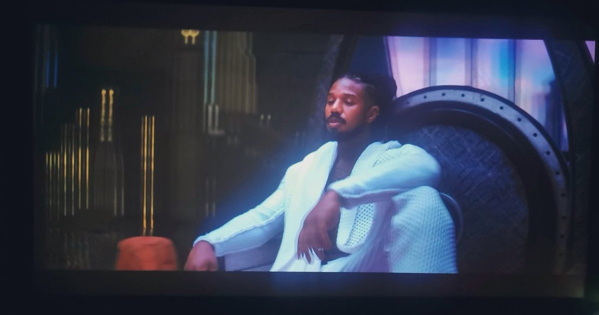 Rodgersndossi's tweet photo. N’Jadaka aka Killmonger in the ancestral plane in #WakandaForever talking with Shuri.
"Hey Little cousin,Whatsapp😂😂" #BlackPanther https://t.co/3S4zzzkPNx