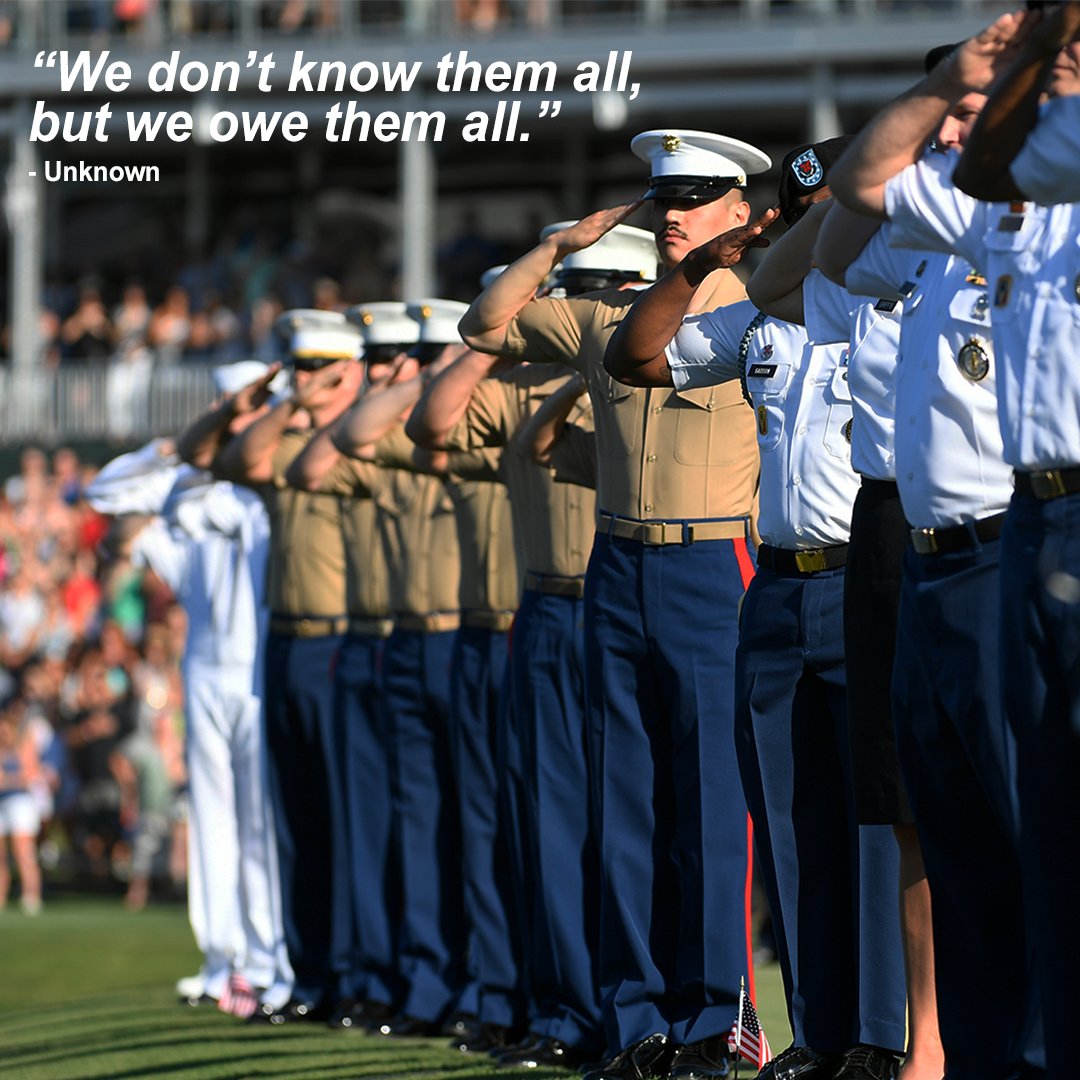 Thank you veterans 🇺🇸 #VeteransDay #USA #HonorTheHonorable #HomeOfTheFree #BecauseOfTheBrave #America #Veterans #MilitaryAppreciation #AirForce #Army #Marines #Navy #CoastGuard