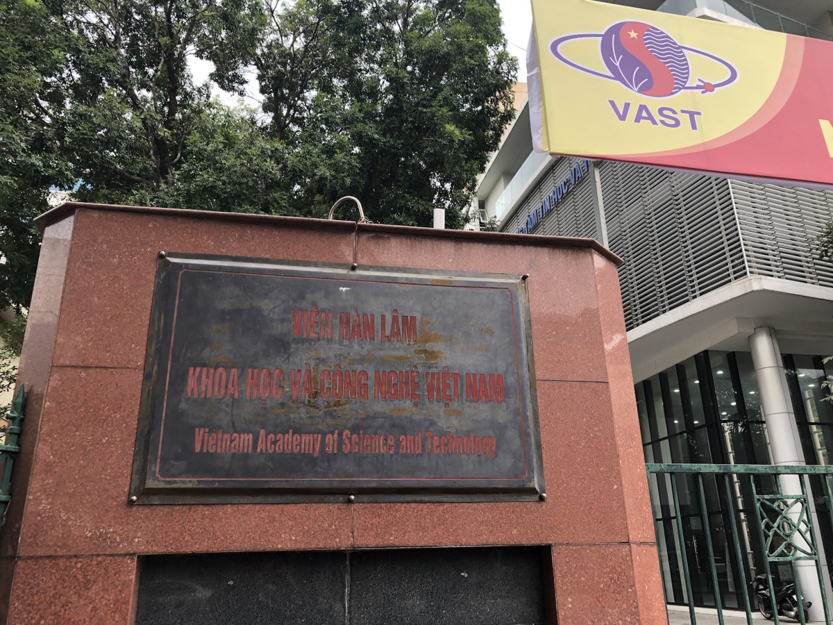 APRSAF_Official's tweet photo. Our first 2 days Working Group Sessions will be held in #VAST/#VNSC Campus.
This gate is waiting for your arrival here in #Hanoi. Come and to see your old friends, create new network, grab a lot of latest and useful information.
#APRSAF28 https://t.co/5s7SV1dE8i