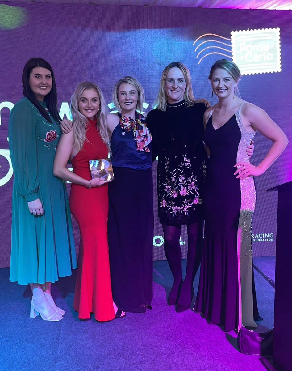 ScottishRacing's tweet photo. Delighted to be awarded the @RacingTogether Community Award with @s_r_academy at the @RCAShowcase 🥳🏇🏴
Many thanks to @ponteraces for a great evening 🍾
#winner #supportingscotland #racinginscotland #theheartofracing #scottishracing 💙 https://t.co/kbFatrHQbM