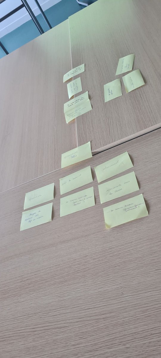 64_usep's tweet photo. #Formation hier matin, nous étions à l #inspe de Pau pour présenter l'USEP et ses outils à une dizaine d'enseignants stagiaires : des échanges dynamiques et intéressants, et une #pauseactive autour de l'activité sport boules très appréciée !
@usepnationale https://t.co/6ZxVio2Mju