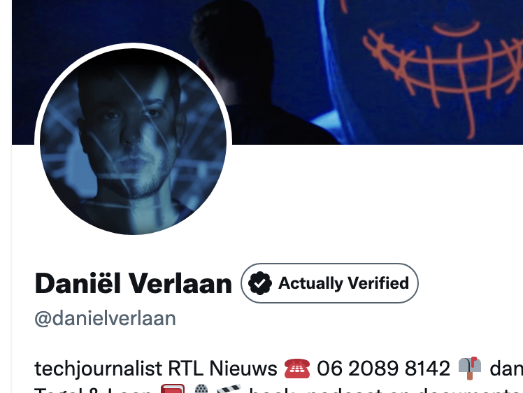 danielverlaan's tweet photo. Deze browser-plugin checkt of mensen hebben betaald voor een vinkje op Twitter, zodat je duidelijk kunt zien welke accounts écht verified zijn, en welke niet.

https://t.co/okrWTJ2dSY https://t.co/uKXaoG5Z29