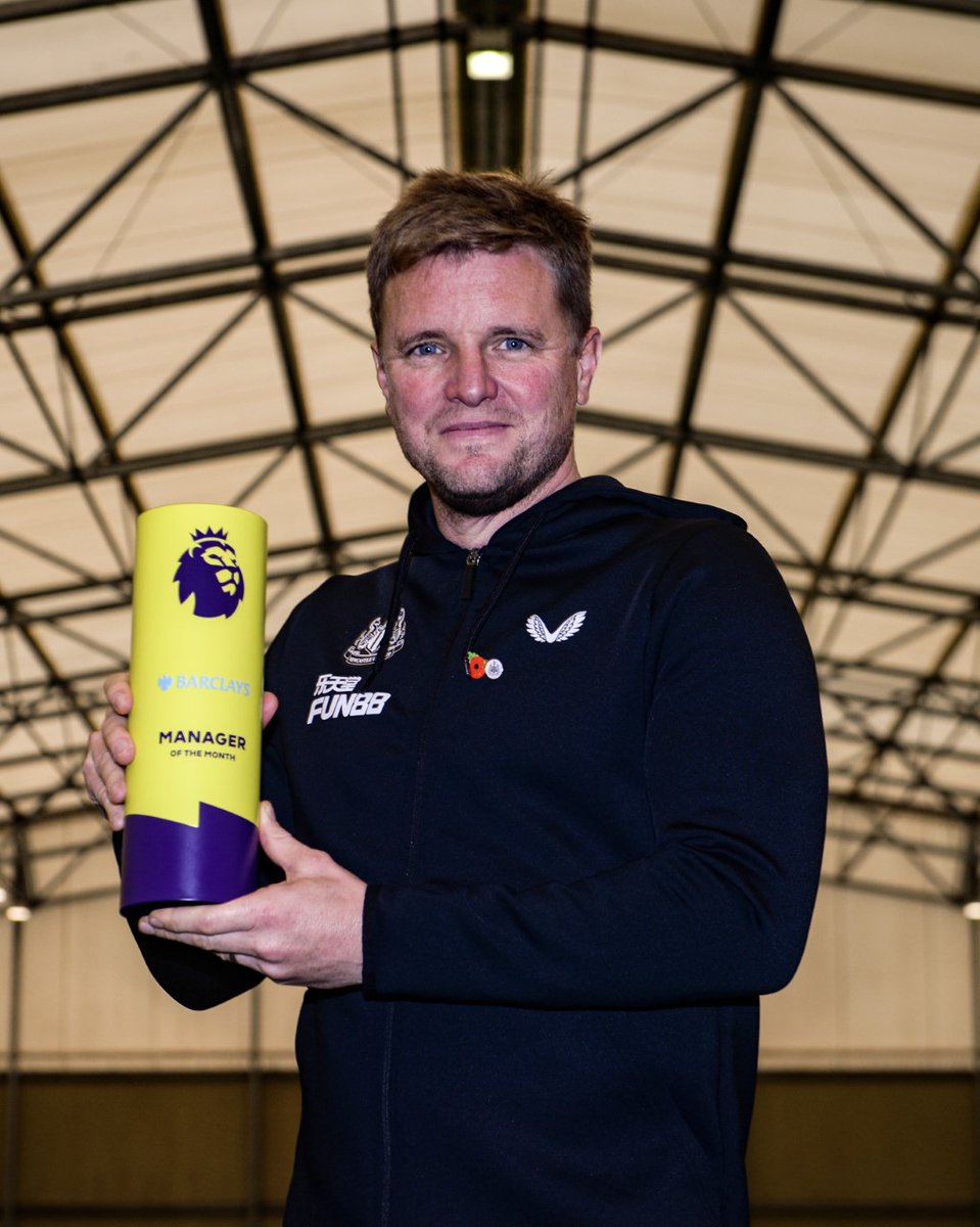 Our Gaffer. 🖤🤍

Eddie Howe has been named the Premier League Manager of the Month for October! 👏