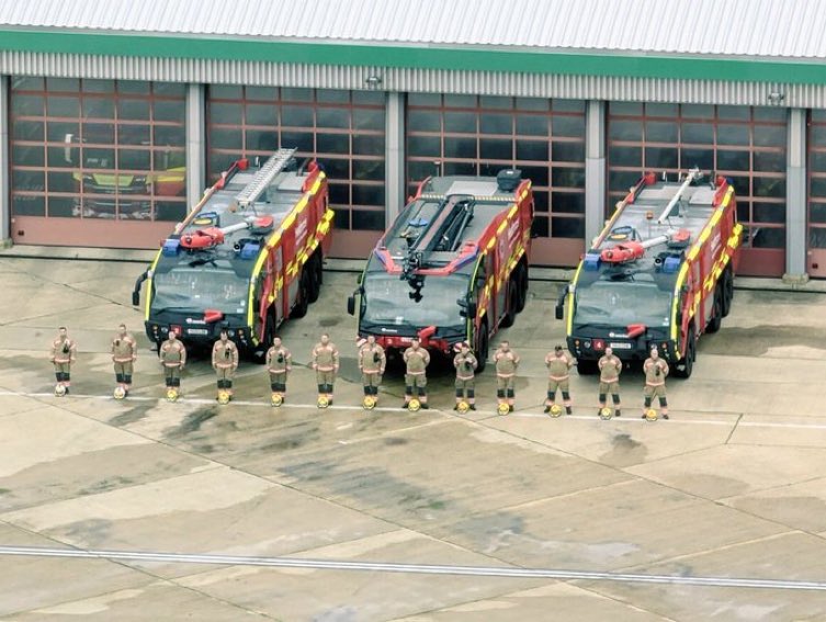 Airport Fire Service on Twitter "HeathrowFire Blue Watch paid our