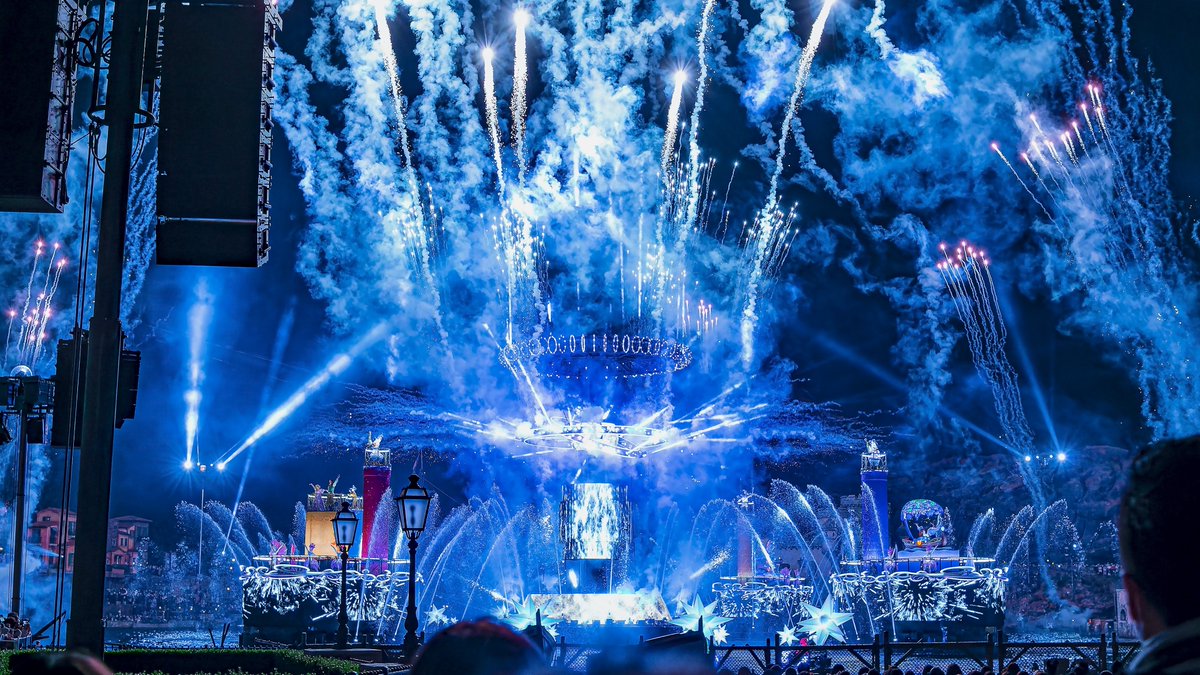 d_Daiki1118's tweet image. 東京ディズニーシーで今日から正式スタートした
新ナイトエンターテインメントショーがすごい
その名も『ビリーヴ！〜シー・オブ・ドリームス』