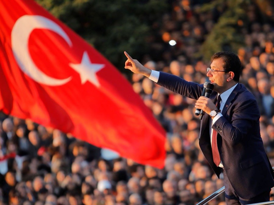 Hukuksuzluğa boyun eğmedik, eğmeyeceğiz. Ekrem İmamoğlu halkın iradesidir. Demir leblebidir. Boğazınıza takılır. #Ekremİmamoğlu