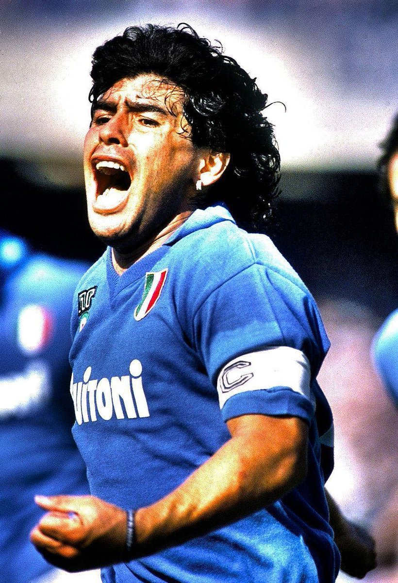 Quien quiera OG para los NFTs oficiales de Maradona ❤️ y 🔃 a este tweet y le mando invitación a discord por DM.

100 puestos.