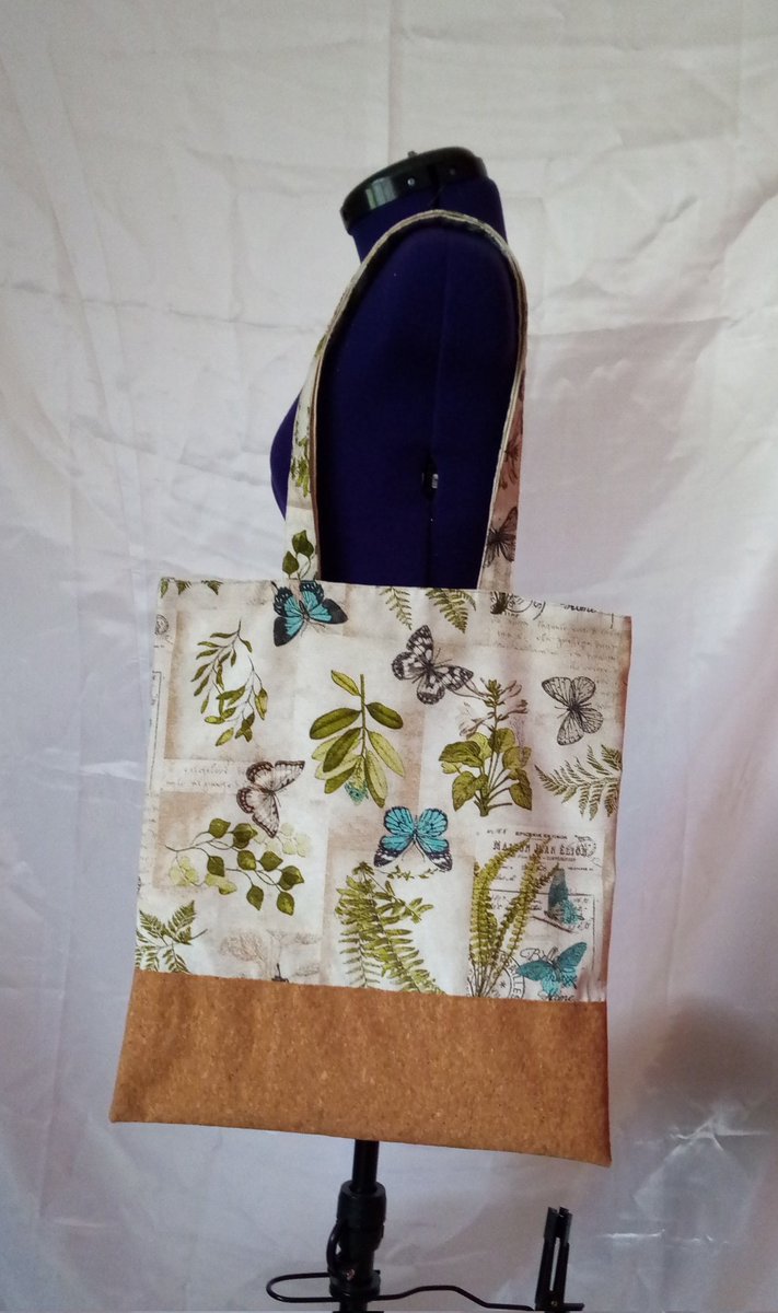 bybelette76's tweet photo. Tote bag, tissu canvas et liège .
#couture #Sewing #artisanat #handmade #artisane #couturière #artisanatfrançais #totebag #savoirfaire #sac #Canvas #liège #tissu #Hautotsurmer #Dieppe https://t.co/wGRRTS0B4D