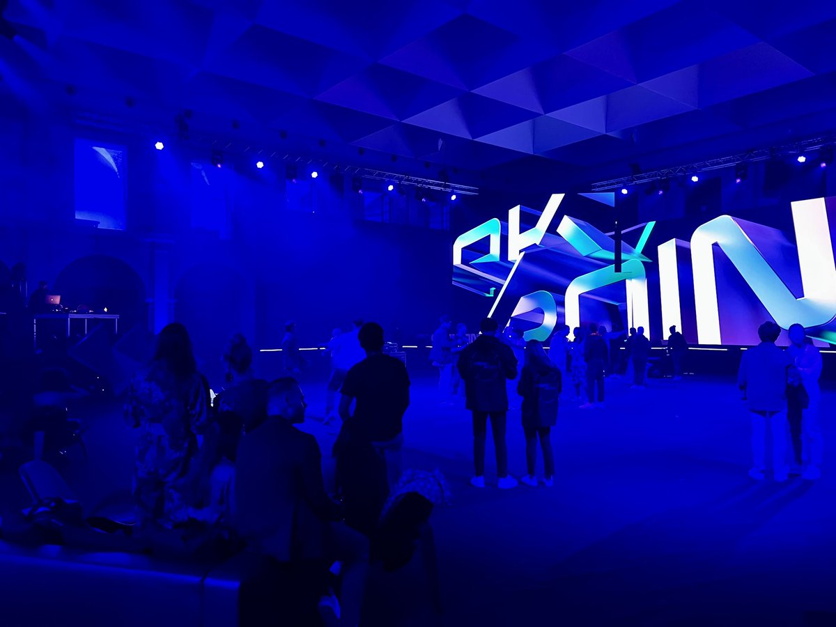 0xjawor's tweet photo. They didn't know yet...
#Breakpoint2022 #Solana https://t.co/3ElgrXuLsG
