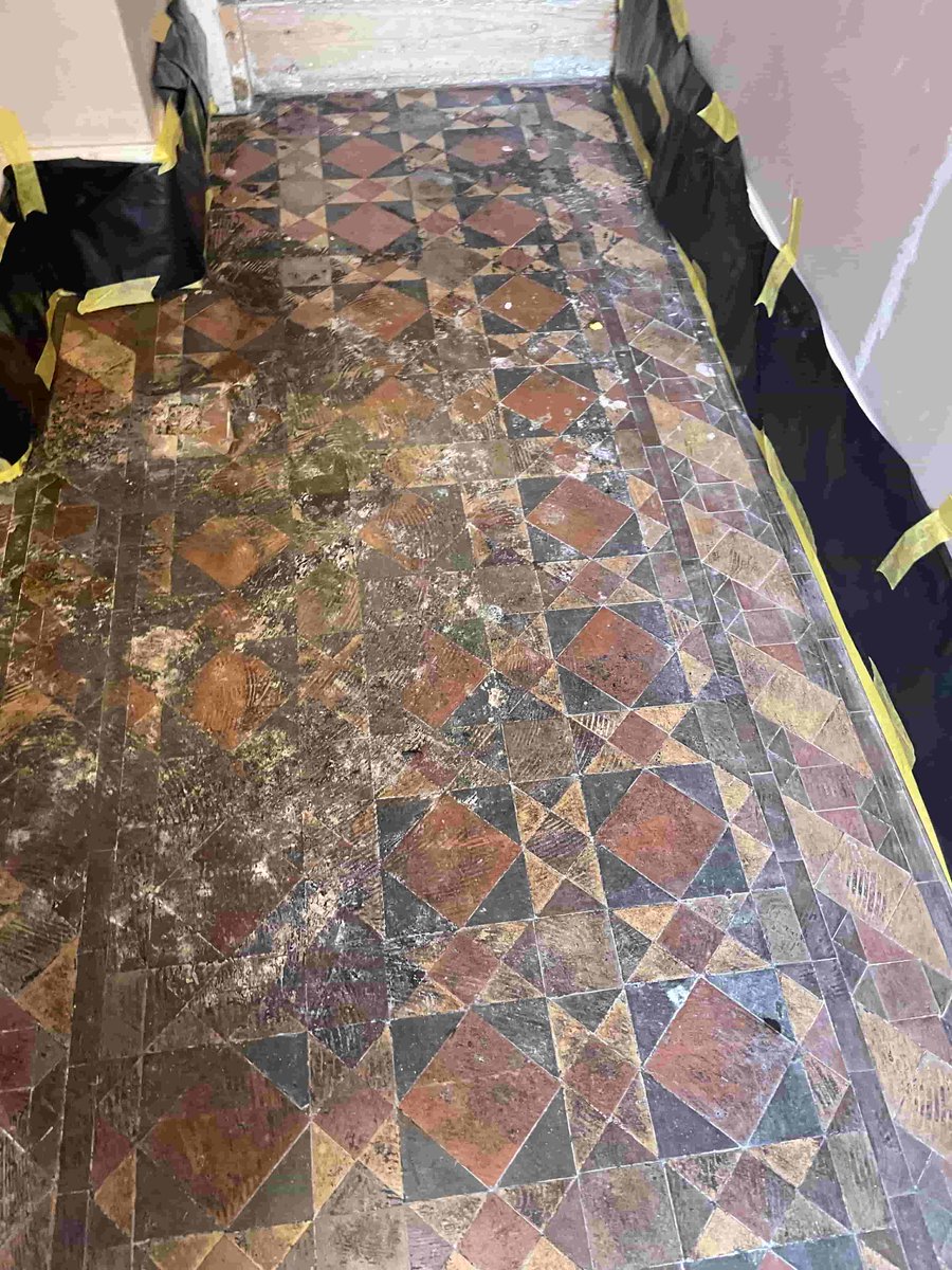 TomRussellTile's tweet photo. Tar Stained Victorian Tiled Hallway Restored in Nuneaton - https://t.co/I4h2dAWe7q @heenayjoshi, #tarremoval, #vintagetiles, #tilerestoration, #victorianfloortiles, #tilecleaning, #effloresence, #periodproperty, #Nuneaton https://t.co/c7kNjMZdcm