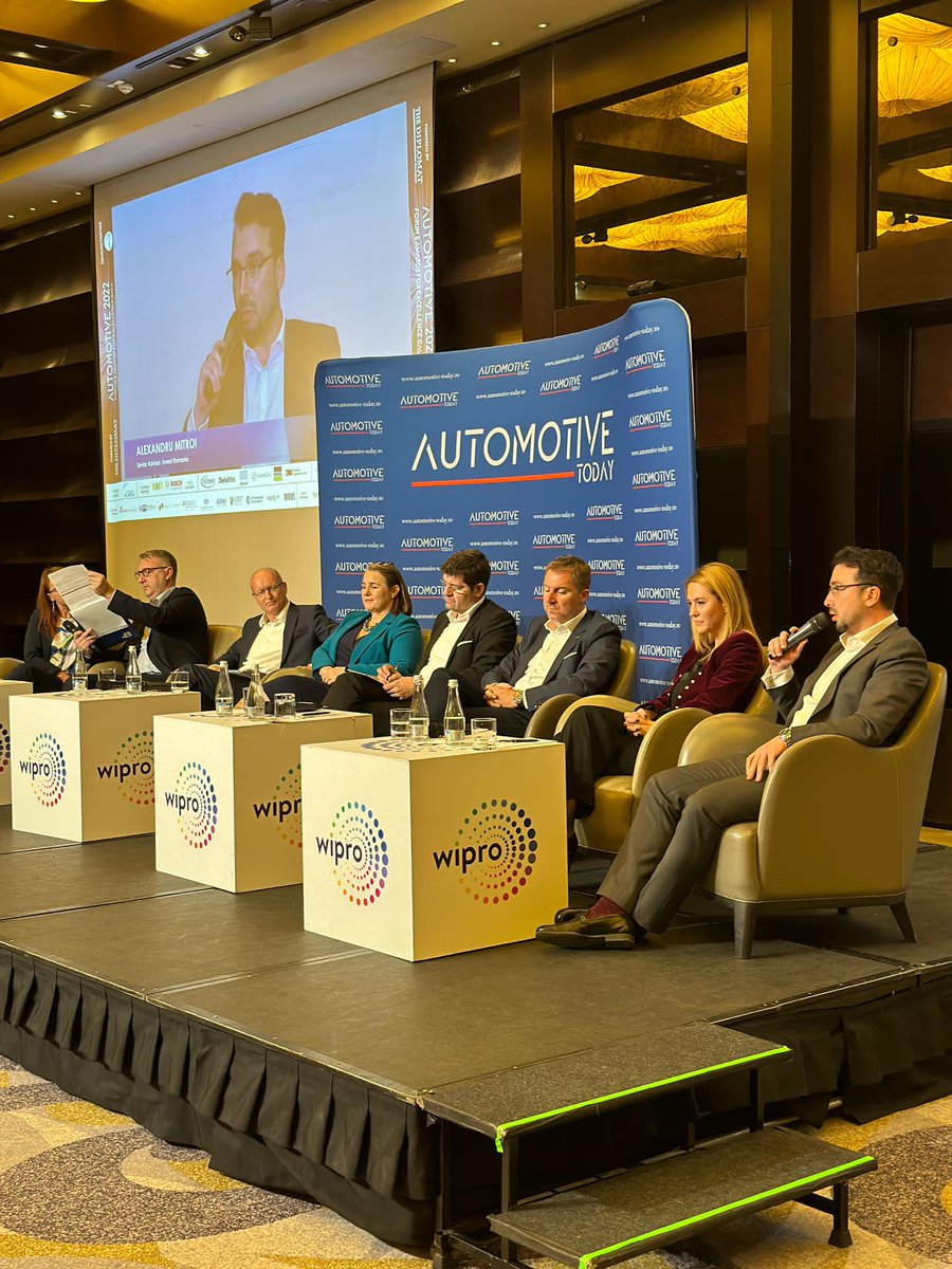 investromania's tweet photo. Yesterday, InvestRomania was present in a very select company together with the country managers of #Dacia, #Ford, #Continental, #Infineon, #NXP and #Bosch at the "Automotive 2022 Forum &amp; Awards for Excellence Gala"
#TheDiplomatBucharest
#AutomotiveToday
#SustainabilityToday https://t.co/xHd4ak6Eag