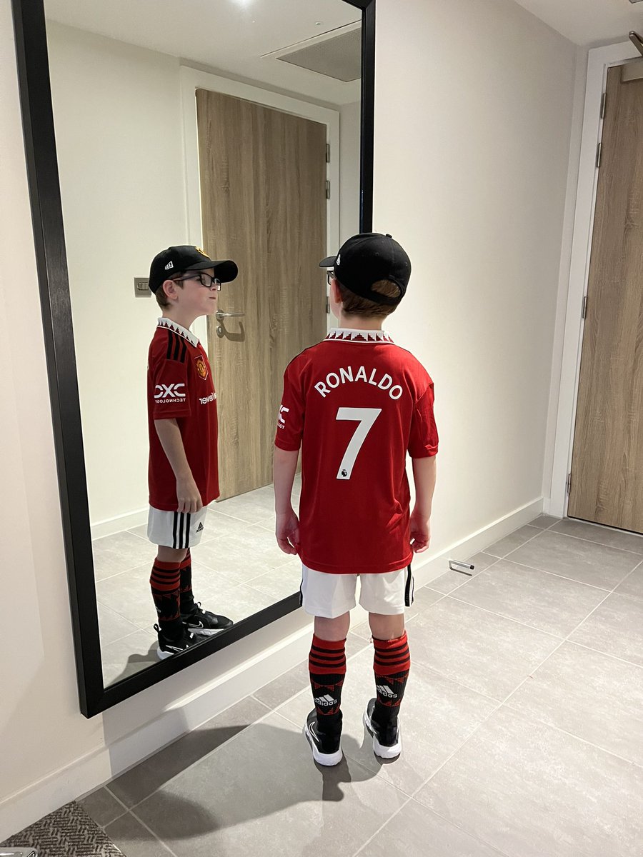 Ready for his <a href="/ManUtd/">Manchester United</a> tour today and asked do you think <a href="/Cristiano/">Cristiano Ronaldo</a> better and we might see him 🤦‍♀️😞 wee soul