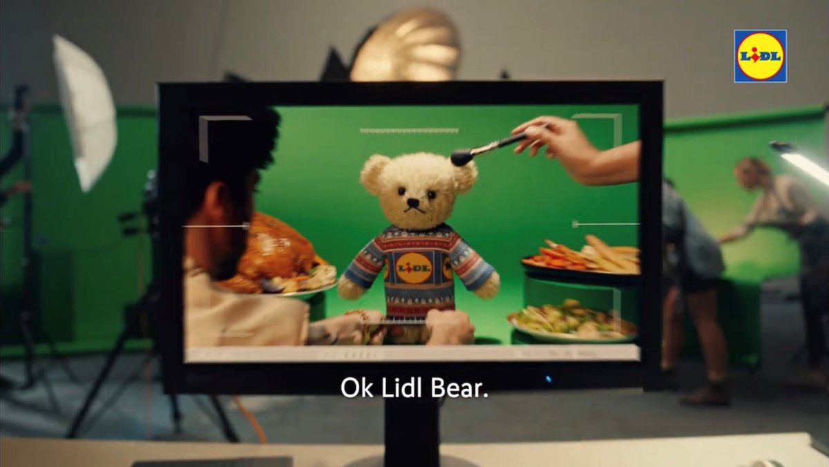 Christmas is coming,
The goose is getting fat,
We spotted an EIZO,
So what you think of that…

We love seeing #LidlBear looking his best and getting ready for his big moment on an EIZO screen.

Remember a Bear is for life not just for Christmas.

#EIZOinthewild #MerryChristmas