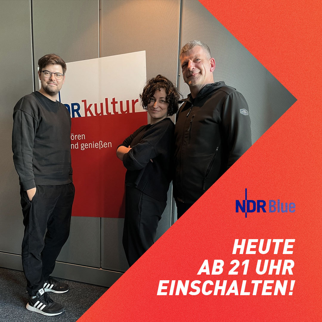 Hörtipp 👂 #NDRBlue: Heute ab 21:00 Uhr - Nico &amp; Jörn zu Gast bei Siri Keil. Es geht um die Kampagnen #HetzJaeger &amp; H.A.N.S. und um die Verantwortung von Streamingportalen &amp; Zivilgesellschaften. ☝️

Live zuhören: ndr.de/ndrblue/index.…

#2022Flagged #LautGegenNazis