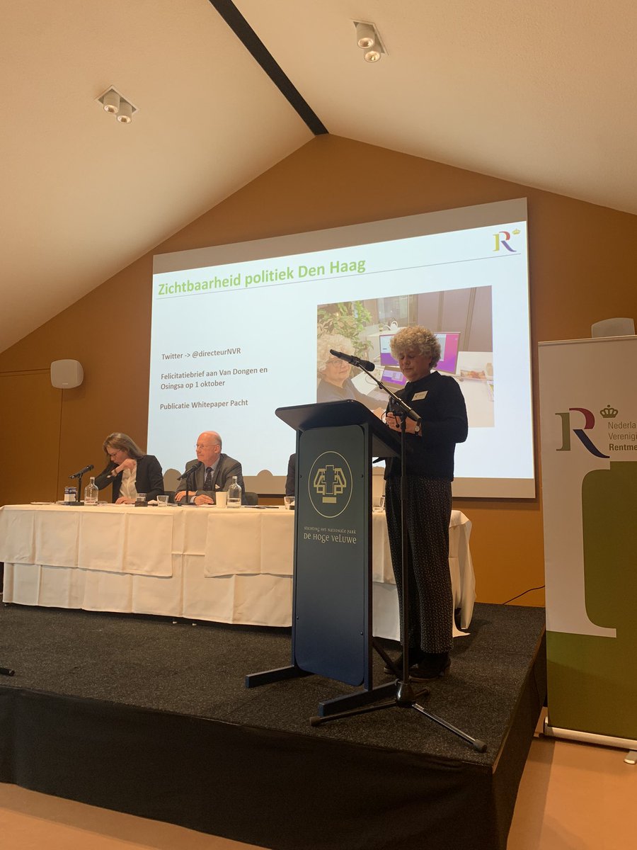 100 rentmeesters van @DirecteurNVR in algemene ledenvergadering bijeen op de <a href="/HogeVeluwe/">NP De Hoge Veluwe</a> met plv. directeur aan het woord #transitie #landelijkgebied