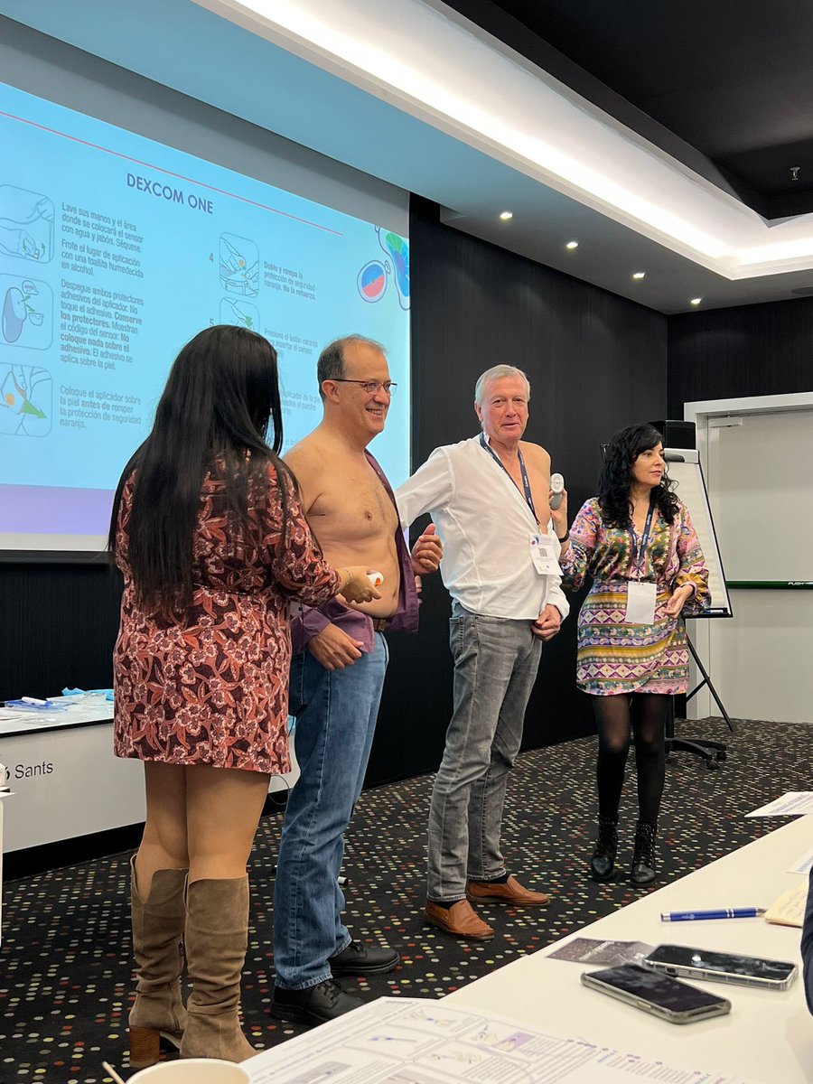 Que lujo de Enfermeras / Educadoras en diabetes y mejores personas. Aprendiendo mucho de ellas <a href="/NadiamadridIII/">Nadia</a> <a href="/OlgaGmez74/">Olga Gómez</a> Enhorabuena 👏👏 #CongresoRedGDPS