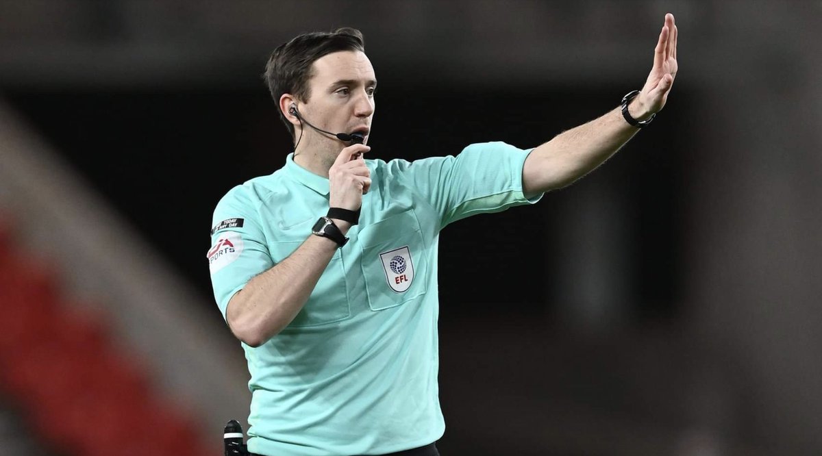 WhistleAcademy's tweet photo. 🏴󠁧󠁢󠁥󠁮󠁧󠁿 Blackburn-born official Ben Toner has been appointed for the #Championship game between Huddersfield Town and Swansea City tomorrow.

🔜 It will be his first game in the Championship since he started his #EFL career in the 2014/2015 season.

Best of luck, Ben! https://t.co/iHCt9uBbpC