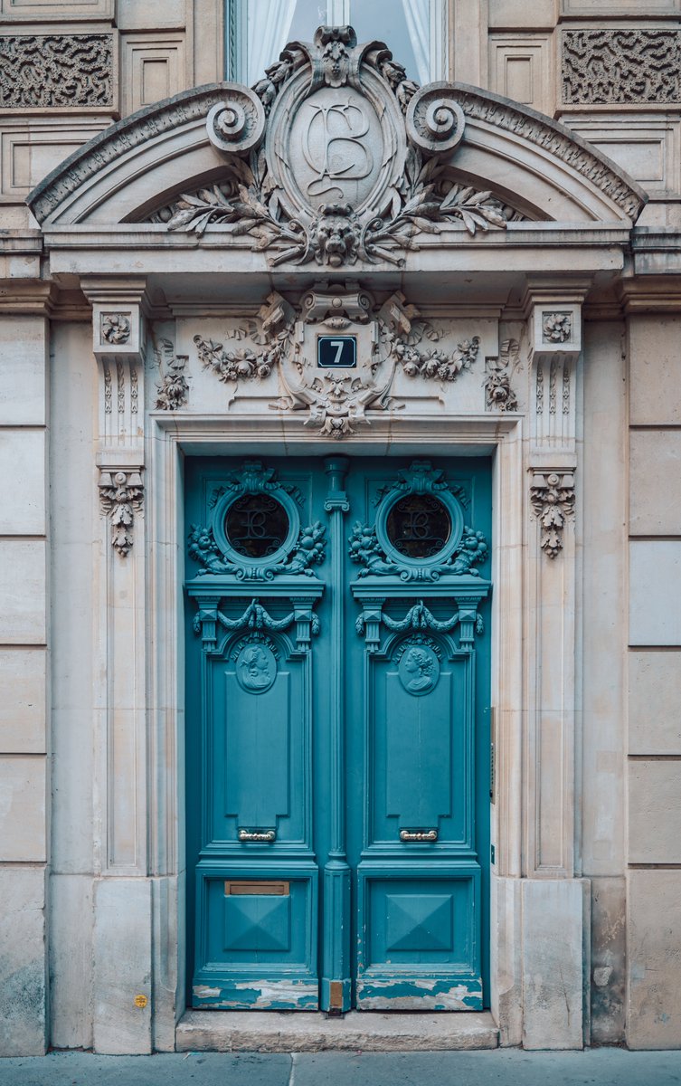 Aesthetic_City's tweet photo. Another door in Paris https://t.co/8Kp0tVXtc4