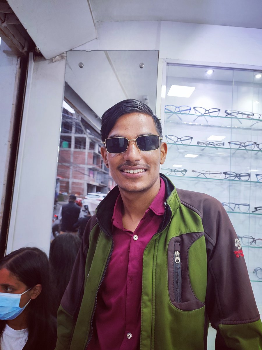 वर्षौ भयो साथमै लिएर हिँडेको,
भएकाे छैन परिचय अझै म र मेरो जिन्दगीको ।।