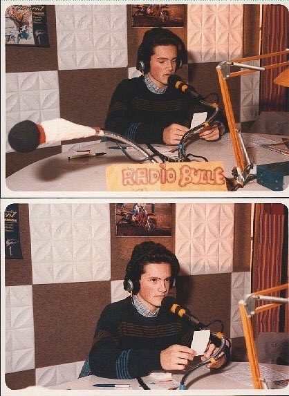 lmarsick's tweet photo. C’est un chagrin muet qui revient chaque année. A la Redac de @RTLFrance personne n’a oublié le p’tit Billaud si grand par son talent, si attachant. En 2001, Pierre, Johanne,Volker tombaient sous les balles des talibans. Ce jour là j’ai perdu mon petit frère… https://t.co/44eA6saC60