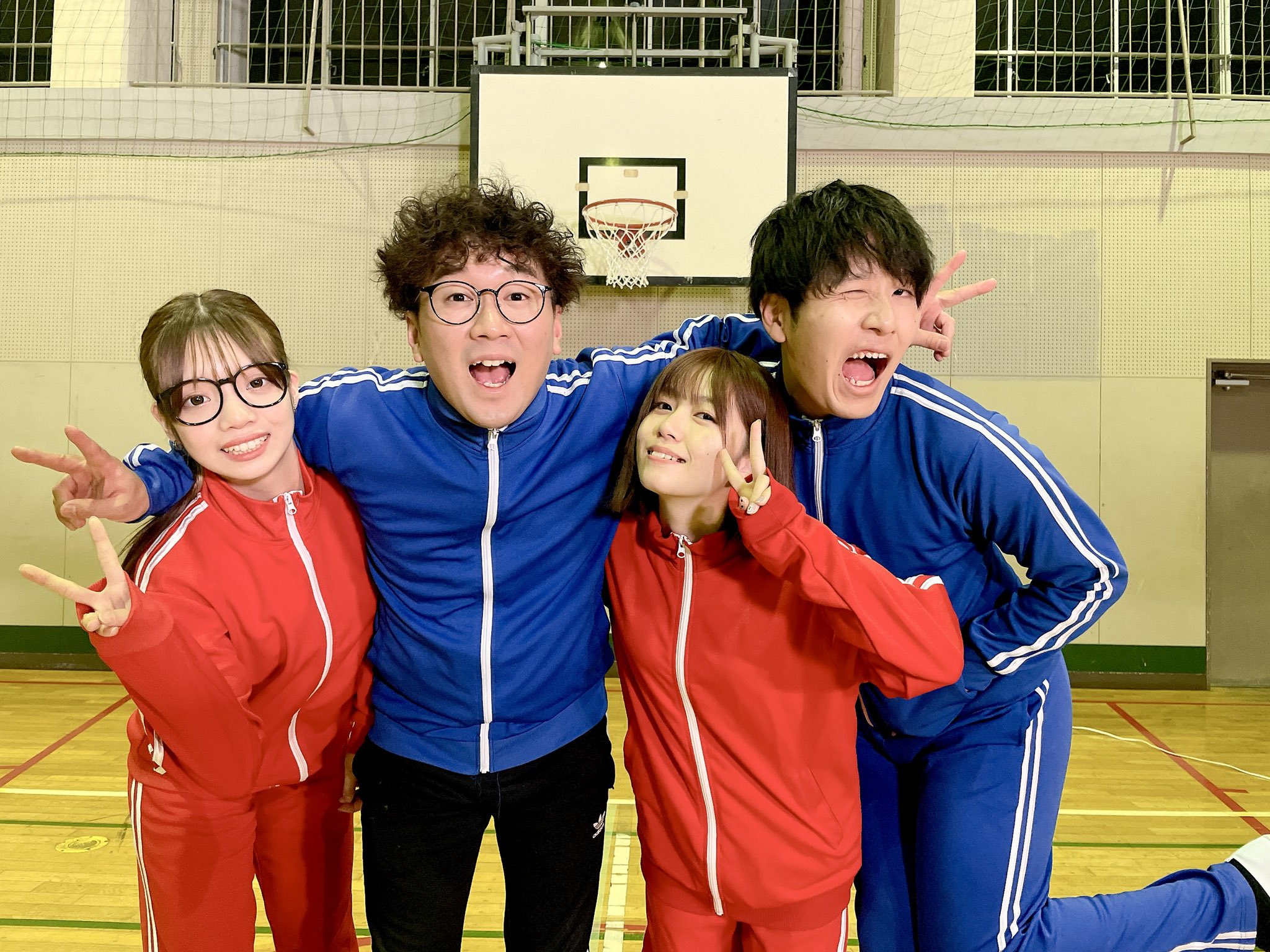 ボンボンtv 4人でテレビ出演が決定しました 日本テレビ Z Studio ひまつぶ荘 11 17 深夜25時29分 生放送を使ってファンのみんなから答えを集めなければならないクイズ大会に挑戦 生放送は 11 14 10 30 を予定しているので ぜひ参加できる方はして