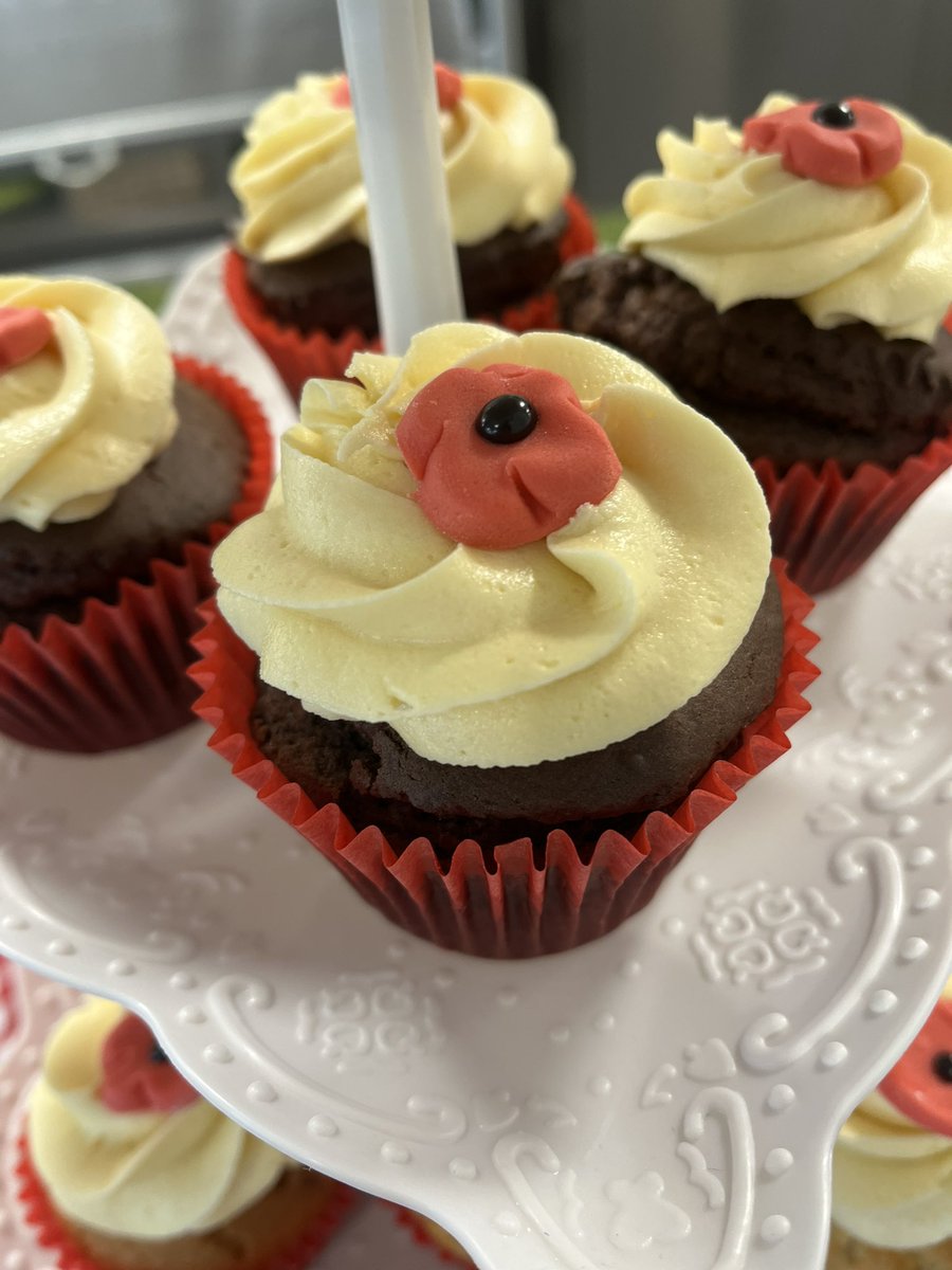 Lest we forget <a href="/jtfreeschool/">JT Free School</a> @mellorscatering <a href="/LouisaMellors/">Louisa Mellors</a> #RemembranceDay