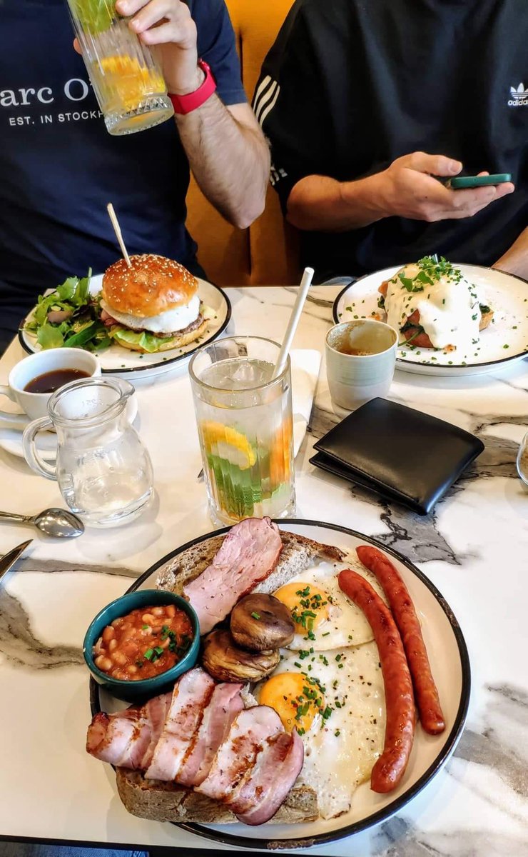 La Frenchie Plzeň. Skvělá káva, obsluha a to jídlo 😍