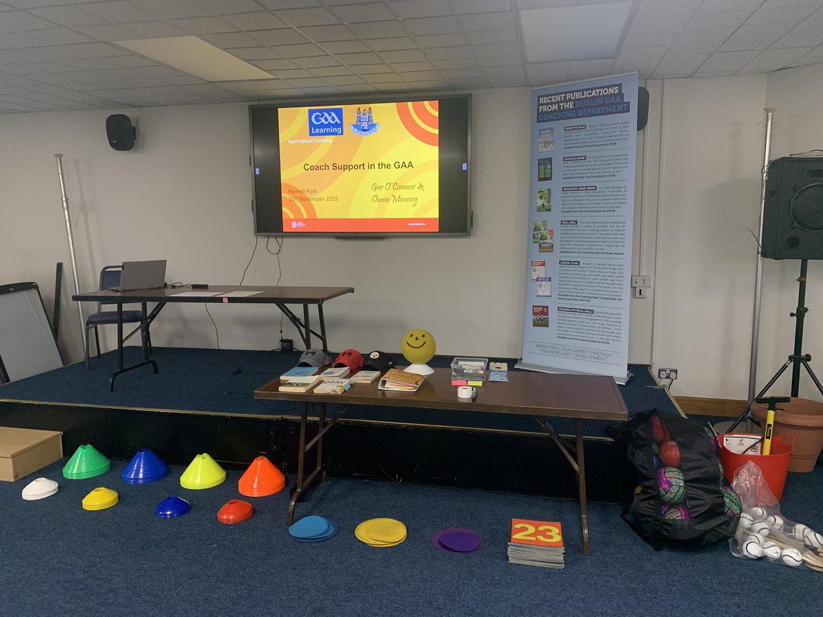 DublinGAACoach's tweet photo. COACH DEVELOPER COURSE
Day 3️⃣ of the @DubGAAOfficial Coach Developer Course being looked after by Noel O’Sullivan, Cyril Kevlihan @goconnor_g & @MooneyOwen
#Coach #Developer #Training https://t.co/qt57oIvsFF