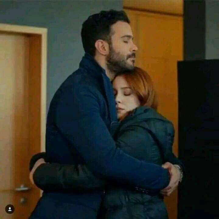 NatiRecio's tweet photo. #BarişArduçElçinsangunfelizfinde🇪🇦❤️🇹🇷♾️🧿 https://t.co/hlyzhlEPYi