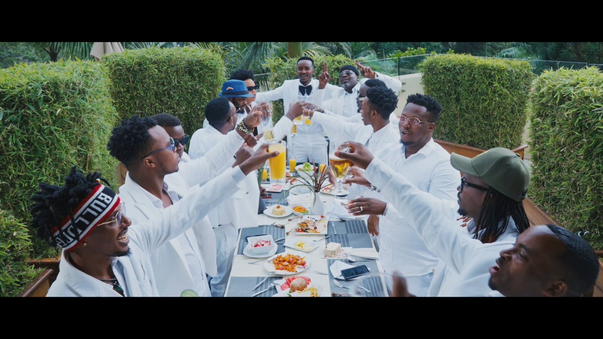 #Suwejo Out and about 4pm Kigali Time (YAGO TV SHOW)❤️🔥(Hustlers Anthem)Big shout out to all of you guys  participated in this masterpiece 🌪💜🔥🌪🦅