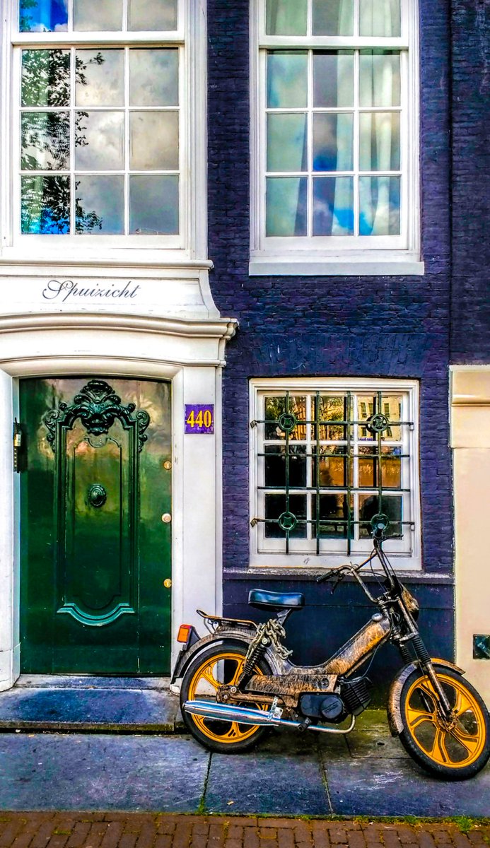 ivan4ova's tweet photo. #amsterdam #cityexplore #exploremore #urban #urbanexplorer #ThePhotoHour https://t.co/G6l8824Av5