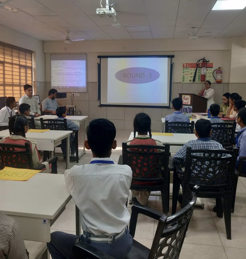 EkpreetKaur4's tweet photo. Mental maths helps students to recognise their options & build flexibility. Students of @DelhiGovtSchool participated in mental maths quiz held @TgSkv and displayed their #loveformathematics . Gratitude @Dir_Education @msisodia @PbpandeyB for providing the platform to students. https://t.co/6gXHT3sa4v