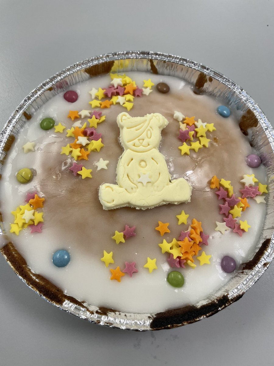 S1 pupils have been putting their theory knowledge of oven safety into practice this week. We have had an outstanding effort from all with their Pudsey cakes in preparation for Children in Need next week. Well done team 👏🏻🎉 <a href="/CaldervaleHigh/">Caldervale High</a> <a href="/ChiIdreninNeed/">ChildrenInNeed</a>